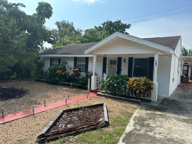 13 South Palmway Avenue - A